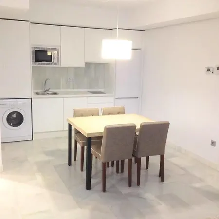 Apartment Urbanliving Gran Capitan Granada